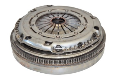 Skoda kamiq сцепление колесо двухмассовый 05c105266 фото №1