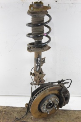 Амортизационная стойка правый поворотный кулак kia sportage iii 1.7 фото №1