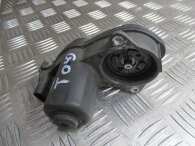 Bmw g01 g02 2.0d моторчик ручного лівий фото №1