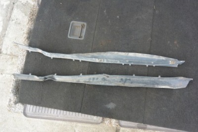 Молдинг бампера задня права ліва kpl tesla model s фото №1