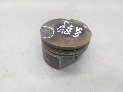 Поршень дно 1.3 turbo hybrid compass renegade tipo 500x 46336799 фото №1