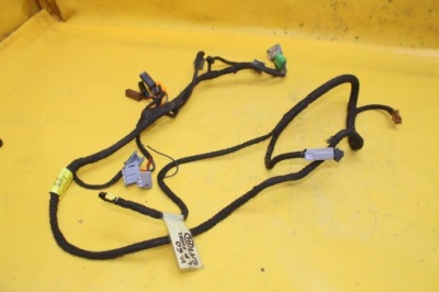 Джгут сидіння лівий перед v60 s60 ii 30761798 фото №1