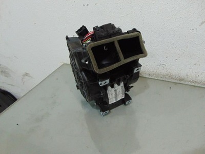 Обігрівач повітродувка корпус peugeot 3008 ii фото №1