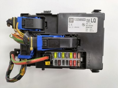 Коробка модуль bsi opel meriva b 13356923 фото №1