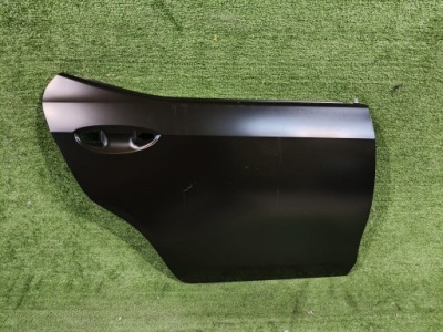 Обшивка дверь правое задние toyota corolla e16 nr.127 фото №1