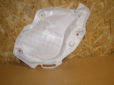 Захист двері перед toyota corolla 67831-02450 фото №1