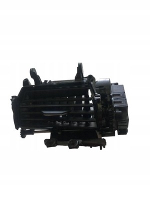 Audi a8 d5 решітка обдув 4n2820902 фото №1