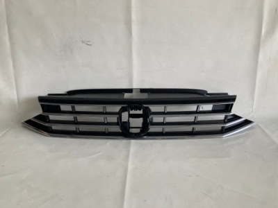 Vw passat b8 lift 3g0853653n решітка радіатора решітка радіатора фото №1