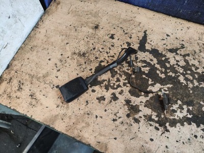 Vw passat b6 кліпса поперечина лівий перед фото №1