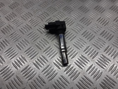 Катушка зажигания skoda octavia ii 1.4 tsi 036905715f фото №1