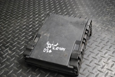 Крышка предохранителей vw passat b6 1k0937132f фото №1