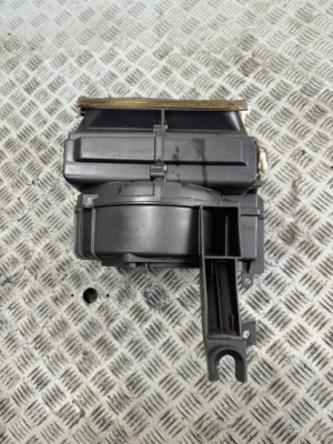 Корпус вентилятора mitsubishi pajero pinin mr500593 фото №1