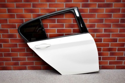 Дверь правое задняя задние bmw 1 f20 цвет a300 фото №1