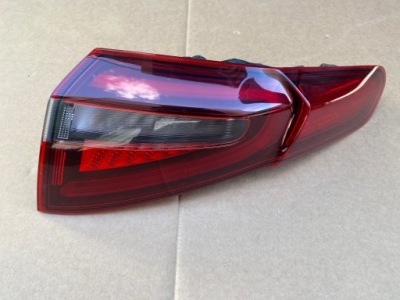 Alfa romeo stelvio quadrifoglio qv лампа задня права фото №1