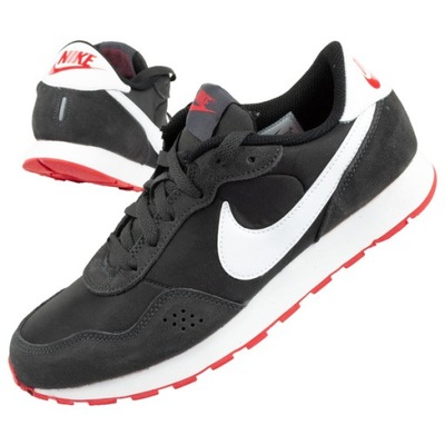 Nike MD VALIANT CN8558 016 clack/white r.38,5