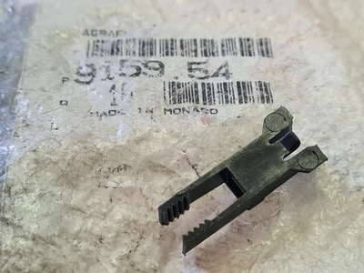 Клипса кнопка блокировка дверь evasion 915954 фото №1