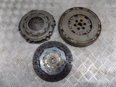 Peugeot 208 ii 2008 ii corsa f ds3 ii 2019- зчеплення маховик з двома масами притиск фото №1