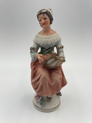 Porcelanowa figurka dziewczyna ze skrzypcami 14cm