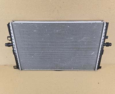 Радиатор воды tesla 3y 1494175-00-a фото №1