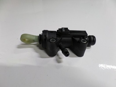 Bmw 3 e90 320i помпа сцепления 6773570 фото №1