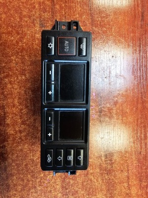 Панель обдув audi a3 8l 99' 3d eu 8l0820043m фото №1