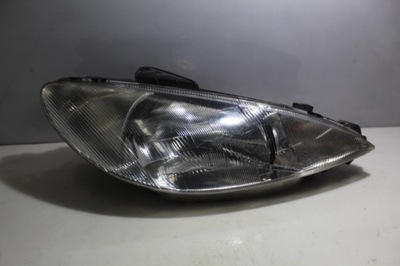 Лампа права передня peugeot 206 фото №1