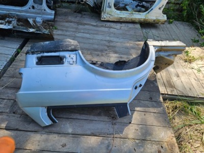 Чверть ліва задня bmw e30 kombi фото №1