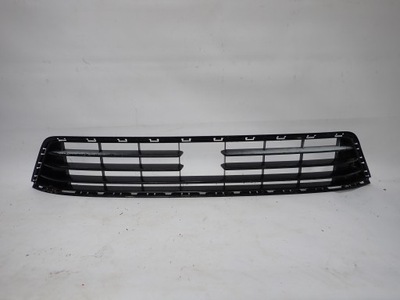 Golf vii r 12- решітка середня бампера перед фото №1