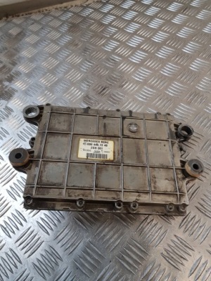 Блок керування двигуна оригінальний номер 0004467240 mercedes atego фото №1