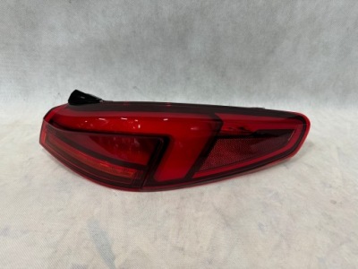 Bmw 2 f44 gran coupe лампа задняя правая led europa фото №1