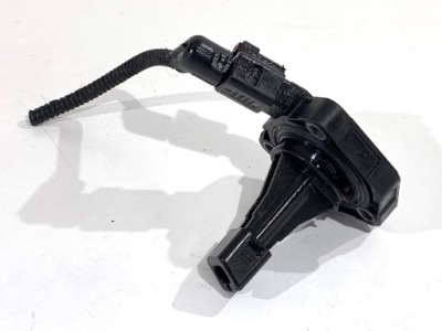 Датчик тиску оливи 04l906455b skoda rapid фото №1