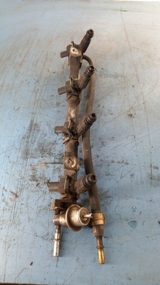 Молдинг упорскування ford focus 98r 1.8b фото №1