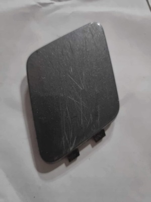 Audi q3 - заглушка фаркоп бампера перед 8u0807241a фото №1