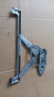 Подъемник стекло правый перед volvo v50 фото №1