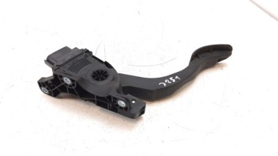 2015 volvo v70 педаль газа 31329058 фото №1