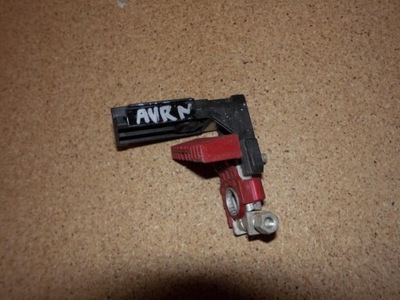 Клема плюсова toyota auris ii фото №1