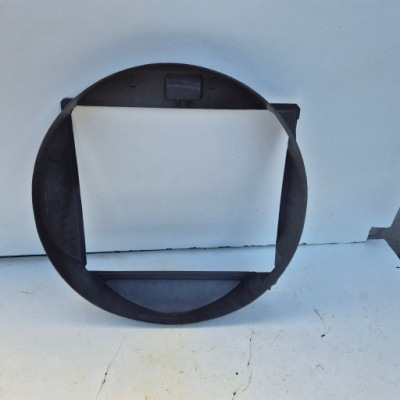 2015050755 корпус накладка вентилятора радиатора mercedes фото №1