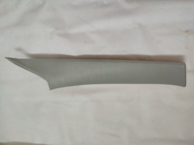 Молдинг стійка права suzuki jimny 76110-81a/r фото №1