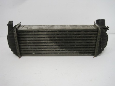 Радиатор интеркулер renault kangoo ii 8200427469 фото №1