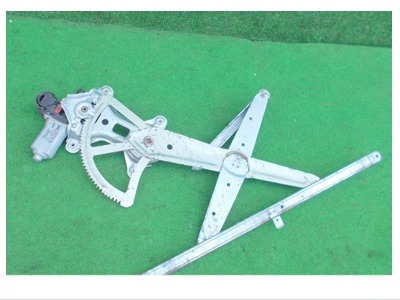 Toyota rav4 1.8 01r 5d підйомник скло правий перед фото №1