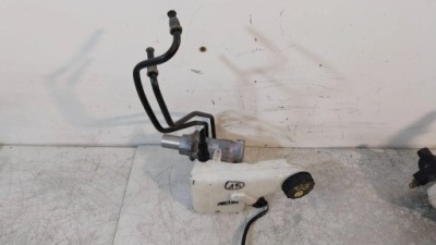 Насос гальмівна av61-2140-j ford focus mk3 c-max mk2 фото №1