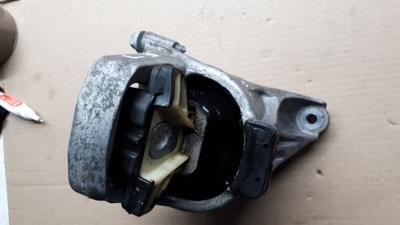 A4 b9 lift подушка двигуна 2.0 tfsi a5 8w q5 фото №1