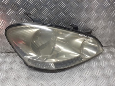 Лампа правая передняя toyota avensis verso 2.0 d4d фото №1