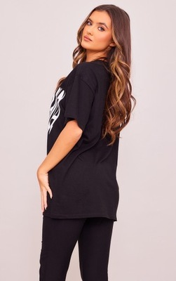 PRETTYLITTLETHING T-SHIRT OVERSIZE Z NAPISAMI S