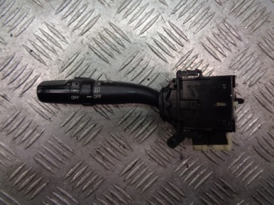 Перемикач поворотники toyota avensis t25 фото №1