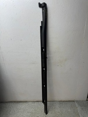 Молдинг порог правая subaru forester v 2019-2023 91112sj320 фото №1