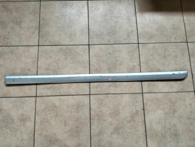 Volvo s40 v50 молдинг дверь перед передняя правая средняя фото №1