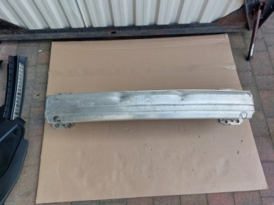 Балка pod бампер задня audi e-tron фото №1