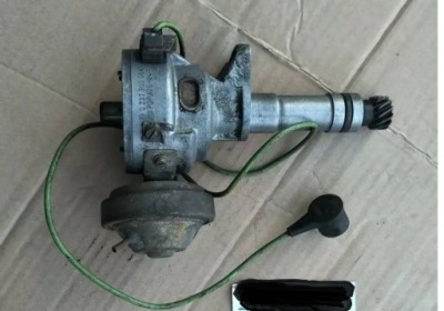 Розподільник запалювання 2,8 m110 mercedes w116 w123 0237302004 фото №1