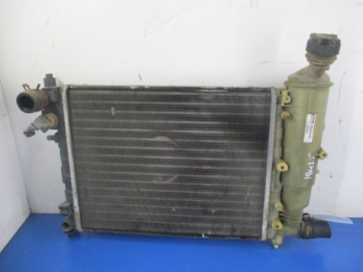 Citroen saxo 2 1.1 радіатор води valeo фото №1